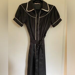Size S (4-6) black and white retro style satin dress